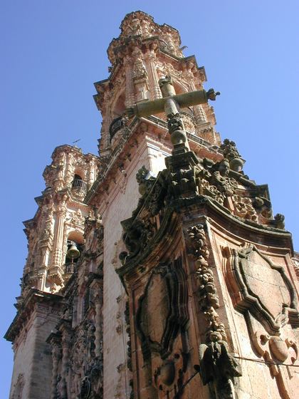 The baroque splendour of Santa Prisca church, Taxco